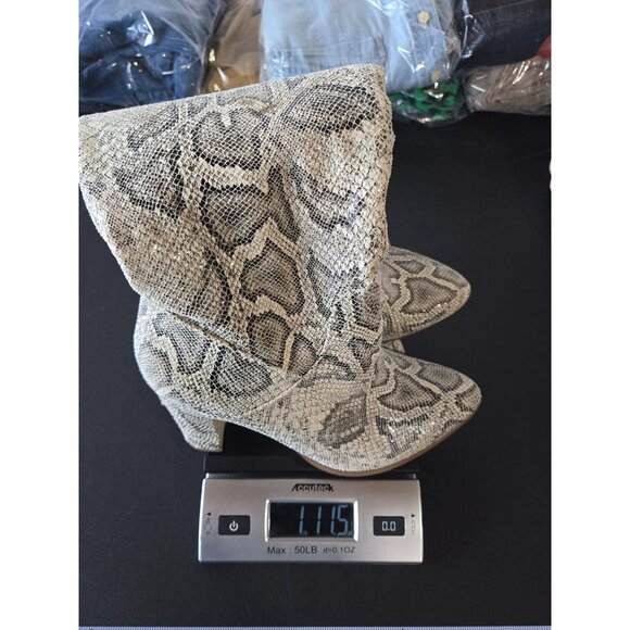 Express Womens Vegan Leather Stovepipe Knee High Boots Heels Size 6 Sexy Date - Picture 11 of 11